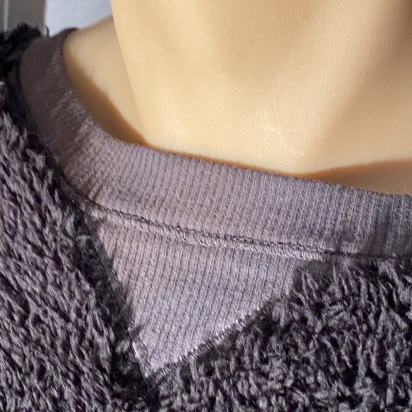 KENSIE - NWT - fuzzy owl sweater w sequins - M - Picture 13 of 16